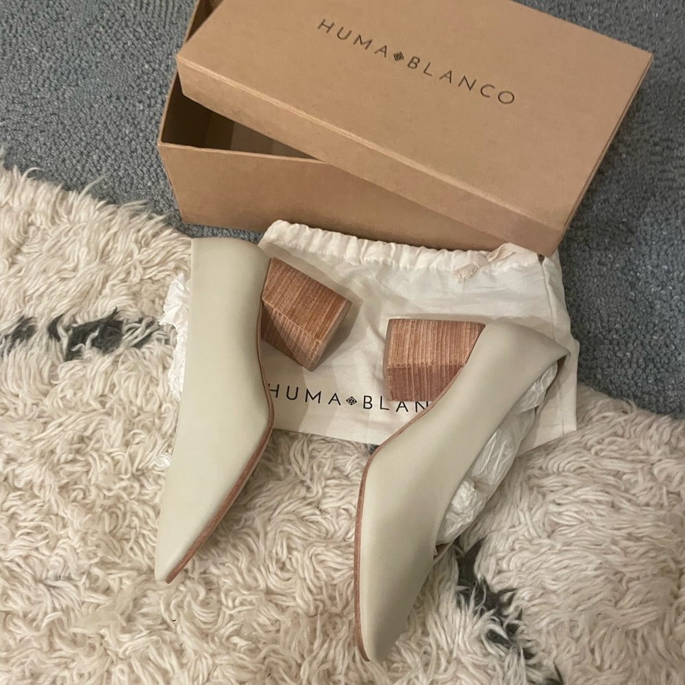 Huma Blanco Salvador Heels in Bone - Picture 5 of 11